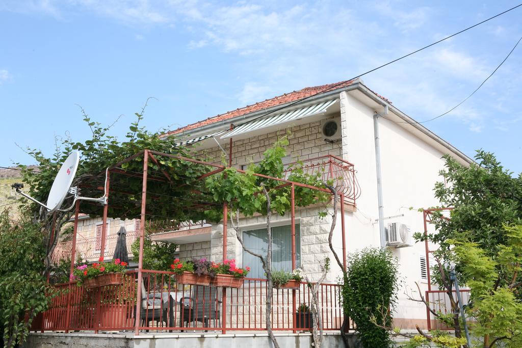 Apartment Nives Trogir Luaran gambar