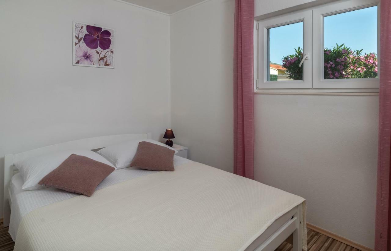 Apartment Nives Trogir Luaran gambar