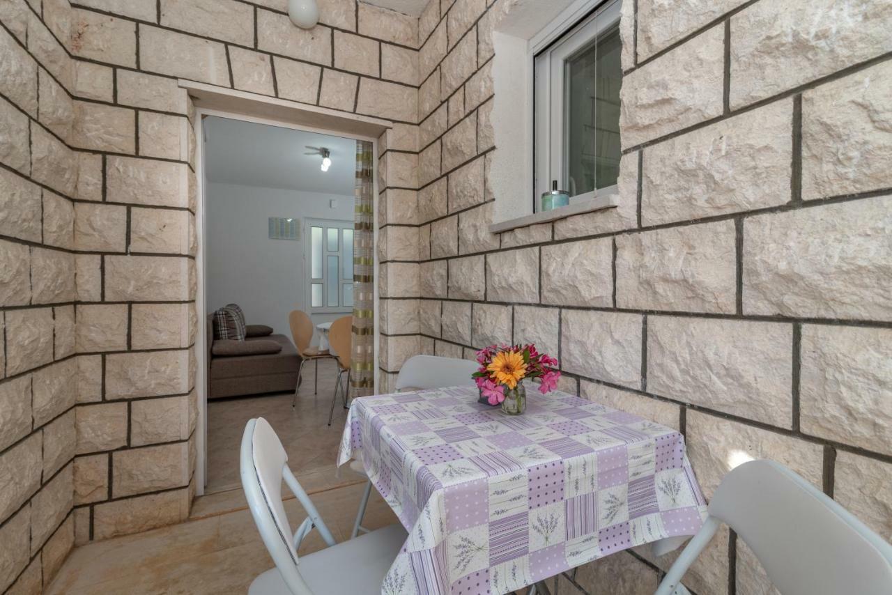 Apartment Nives Trogir Luaran gambar
