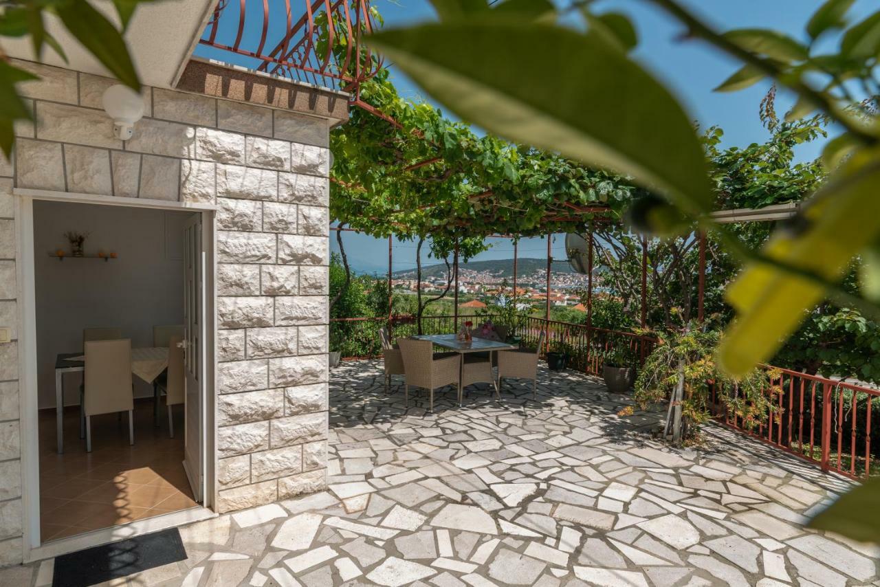 Apartment Nives Trogir Luaran gambar