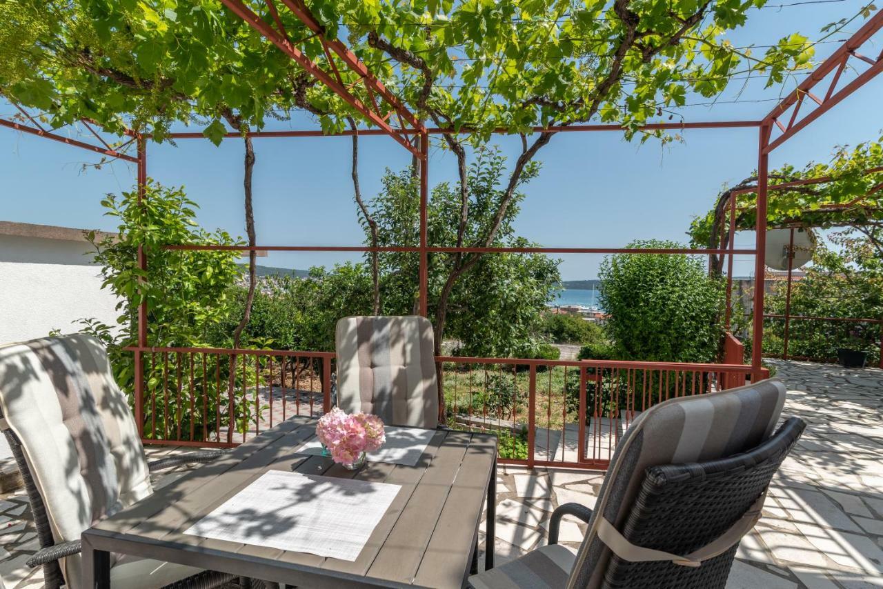 Apartment Nives Trogir Luaran gambar