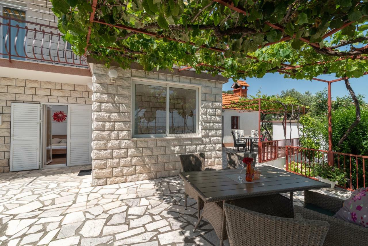 Apartment Nives Trogir Luaran gambar
